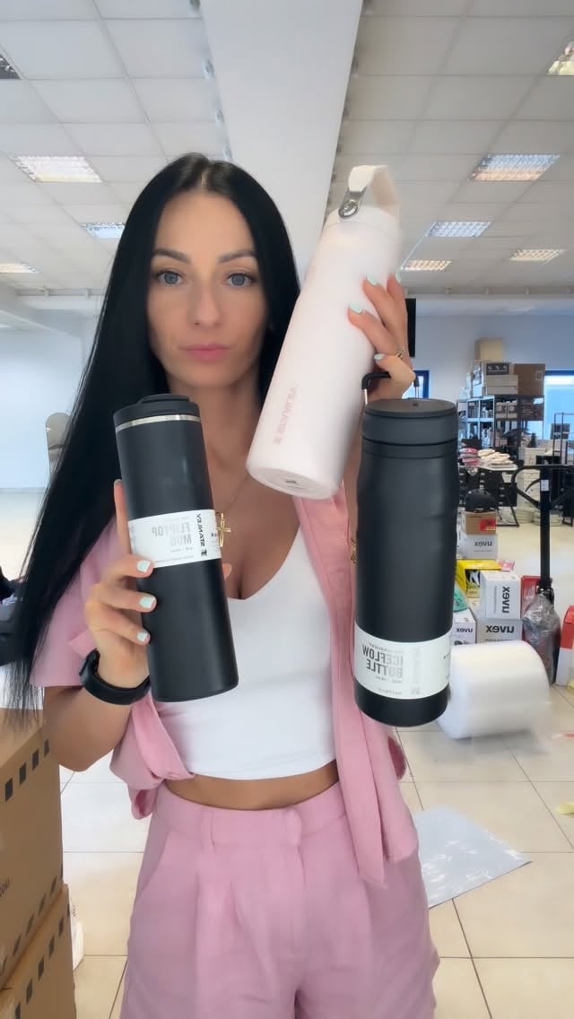 Ostatnie kubki #stanley ✨🫶🏼 cena za sztukę 80 zł by @ekama_outlet