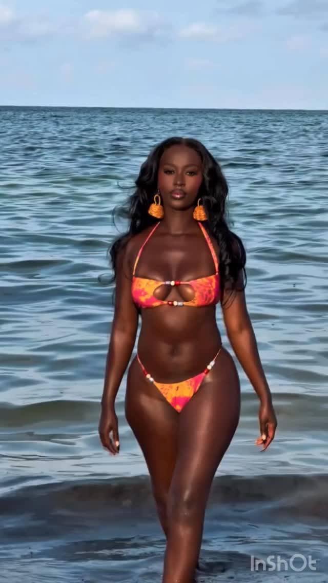 @FashionNova got Priscilla bringing the HEAT 🥵 #FashionNovaPartner